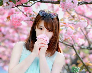重瞼術(shù)是什么？重瞼術(shù)是永久的嗎？