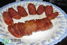 臘腸可以帶上飛機(jī)嗎？坐飛機(jī)可以帶臘腸嗎？