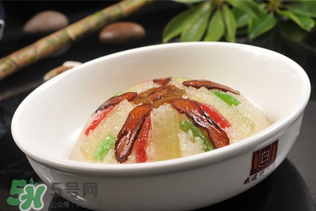 八寶飯?jiān)趺醇訜幔堪藢氾埞揞^怎么加熱？