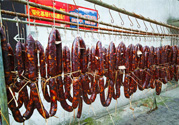 一斤肉可以做多少香腸？一斤豬肉能做多少臘腸？