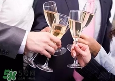 吃臘魚(yú)可以喝酒嗎?吃臘魚(yú)喝酒對(duì)身體有害嗎?