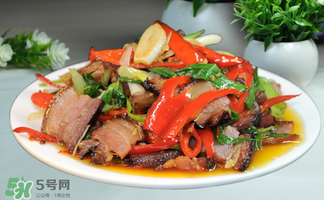 臘肉蒸還是煮？臘肉蒸好還是煮好？