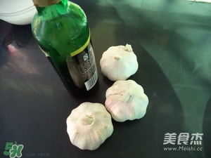 臘八蒜用什么蒜？臘八蒜用新蒜還是老蒜？