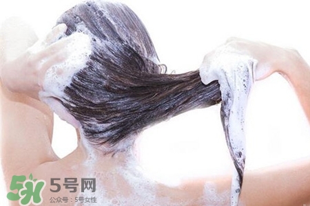 冬天洗澡太冷了怎么辦？冬天洗澡怕冷怎么辦？