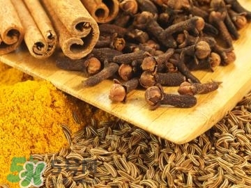 有狐臭不能吃什么食物？有狐臭的人不能吃什么