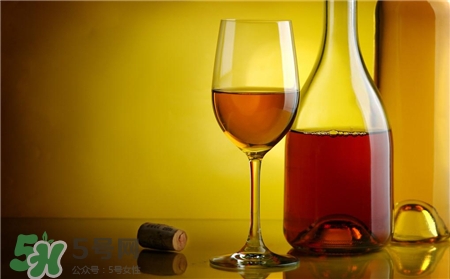 紅酒可以加熱喝嗎?紅酒加熱喝會損失營養嗎?