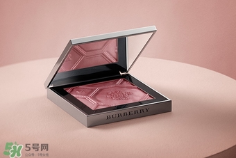 巴寶莉2017年春季限定腮紅多少錢？burberry2017腮紅試色圖