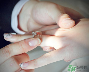 臘月可以訂婚嗎？臘月訂婚好不好？