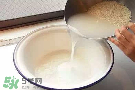 淘米水是堿性的嗎？淘米水是酸性還是堿性？
