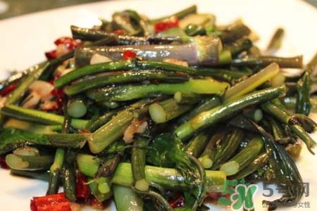 紅菜苔熱量高嗎？吃紅菜苔嗎會胖嗎？