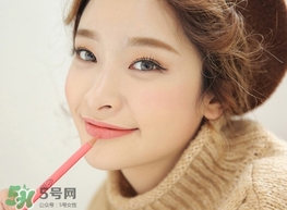 豆沙色口紅怎么化？豆沙色口紅怎么涂好看？