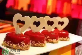 情人節(jié)晚餐吃什么？情人節(jié)晚餐在哪里吃合適？