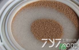 vant氣墊cc黑色和白色哪款好？vant36.5氣墊cc黑色和白色區別