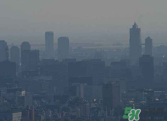 霧霾天開空調會不會污染室內空氣？