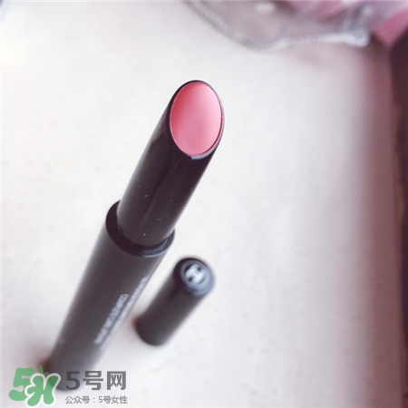 香奈兒細管口紅怎么轉(zhuǎn)回去?香奈兒細管口紅轉(zhuǎn)不回去怎么辦?