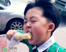 拉肚子可以吃甘蔗嗎？寶寶拉肚子能吃甘蔗嗎？