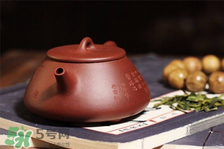 如何清洗紫砂壺茶垢？紫砂壺的茶垢怎么清洗？