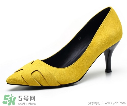 4月份穿什么鞋子？四月份鞋子搭配