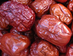 干紅棗發黑能吃嗎？紅棗過期變黑能吃嗎？