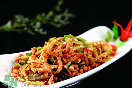 魚香肉絲用什么肉？魚香肉絲可以用雞肉嗎？