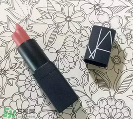 珊瑚橘口紅哪個牌子好？珊瑚橘色口紅推薦
