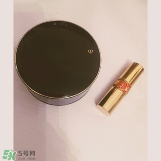 cpb散粉和紀(jì)梵希散粉哪個(gè)好？cpb散粉和紀(jì)梵希散粉對(duì)比