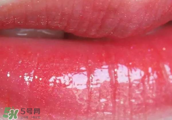 ysl鏡面唇釉哪個顏色好看？ysl鏡面唇釉試色大全