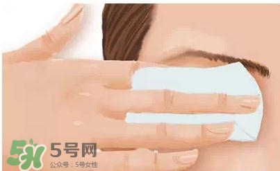 卸妝油悶痘怎么辦？卸妝油悶痘怎么補救？