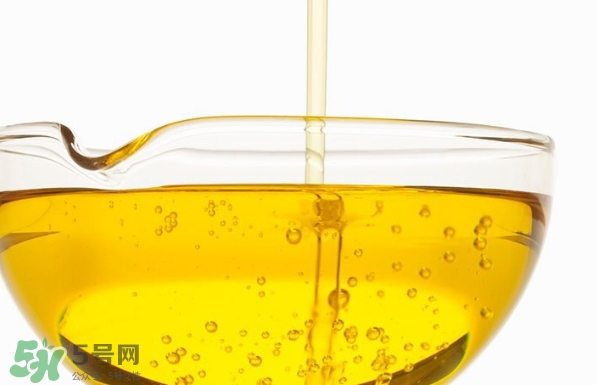 卸妝油悶痘怎么辦？卸妝油悶痘怎么補救？