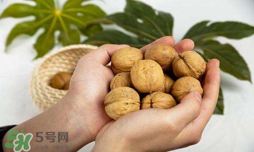 核桃酒孕婦能吃嗎？核桃酒下奶嗎？