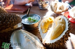 榴蓮可以和海鮮一起吃嗎？榴蓮和海鮮一起吃會(huì)怎樣？