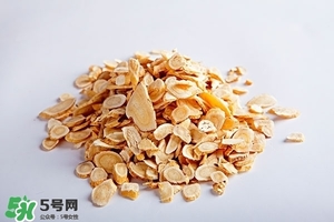 黃芪泡水喝的功效與副作用？黃芪有什么作用？