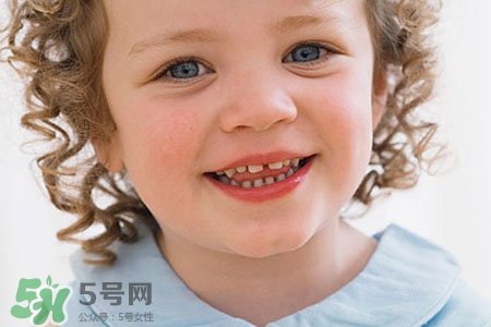 水痘會發燒嗎？小孩出水痘發燒怎么辦？