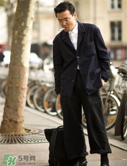 條紋西裝怎么搭配？條紋西服怎么搭配好看？