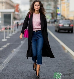 奶奶鞋搭配什么衣服？奶奶鞋搭配什么衣服好看？
