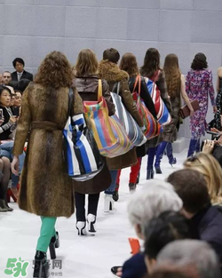 巴黎世家編織袋很貴嗎？balenciaga春運(yùn)包為什么這么貴？
