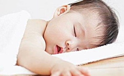 孩子睡覺為什么打呼嚕？孩子睡覺打呼嚕是什么原因