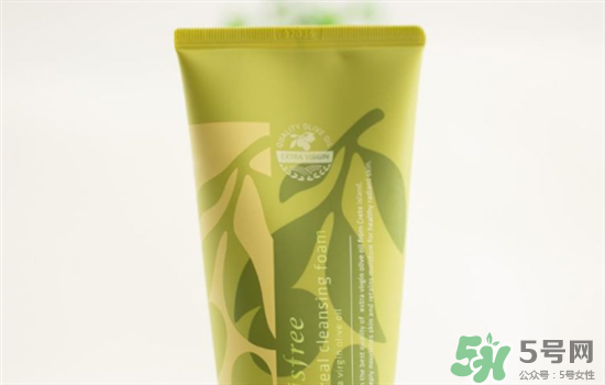 悅詩(shī)風(fēng)吟綠茶洗面奶適合什么膚質(zhì)？悅詩(shī)風(fēng)吟洗面奶適合油性肌膚嗎？