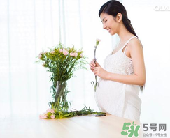 孕婦濕疹能用艾草洗嗎？孕婦濕疹能用艾葉嗎？