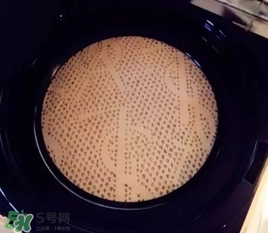 ysl蕾絲氣墊粉餅怎么用？ysl超模蕾絲氣墊粉餅使用方法