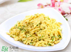香椿炒雞蛋有毒嗎？香椿炒雞蛋的禁忌
