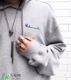 champion衣服什么價位？champion衛(wèi)衣正品多少錢？