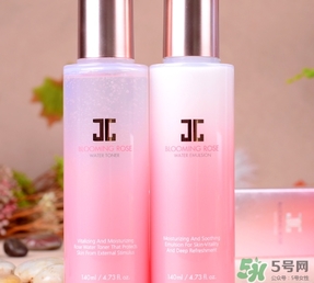 jayjun水乳套盒粉色藍色那個好？jayjun水乳粉色藍色區(qū)別