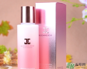 jayjun水乳套盒粉色藍色那個好？jayjun水乳粉色藍色區(qū)別