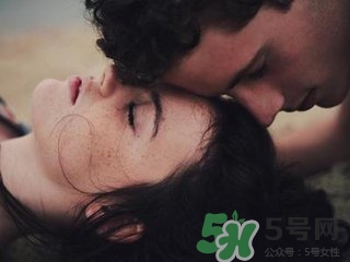 體外射精懷孕幾率大嗎？體外射精有什么危害嗎？