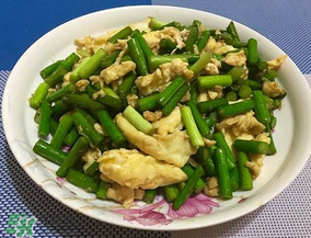 蒜苗能和雞蛋一起吃嗎？蒜苗可以炒雞蛋嗎？