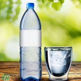 純凈水和礦泉水哪個好？純凈水和礦泉水的區別