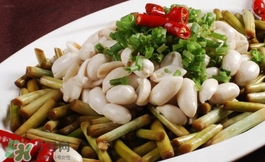 蒜苔炒什么好吃？蒜苔和什么一起炒好吃