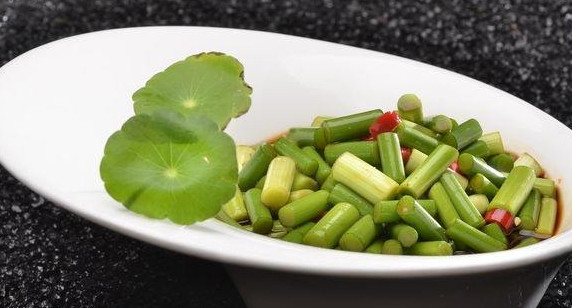 蒜苔怎么處理？蒜薹炒之前要怎么處理