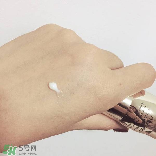 資生堂悅薇和百優哪個好？資生堂悅薇和百優眼霜區別對比